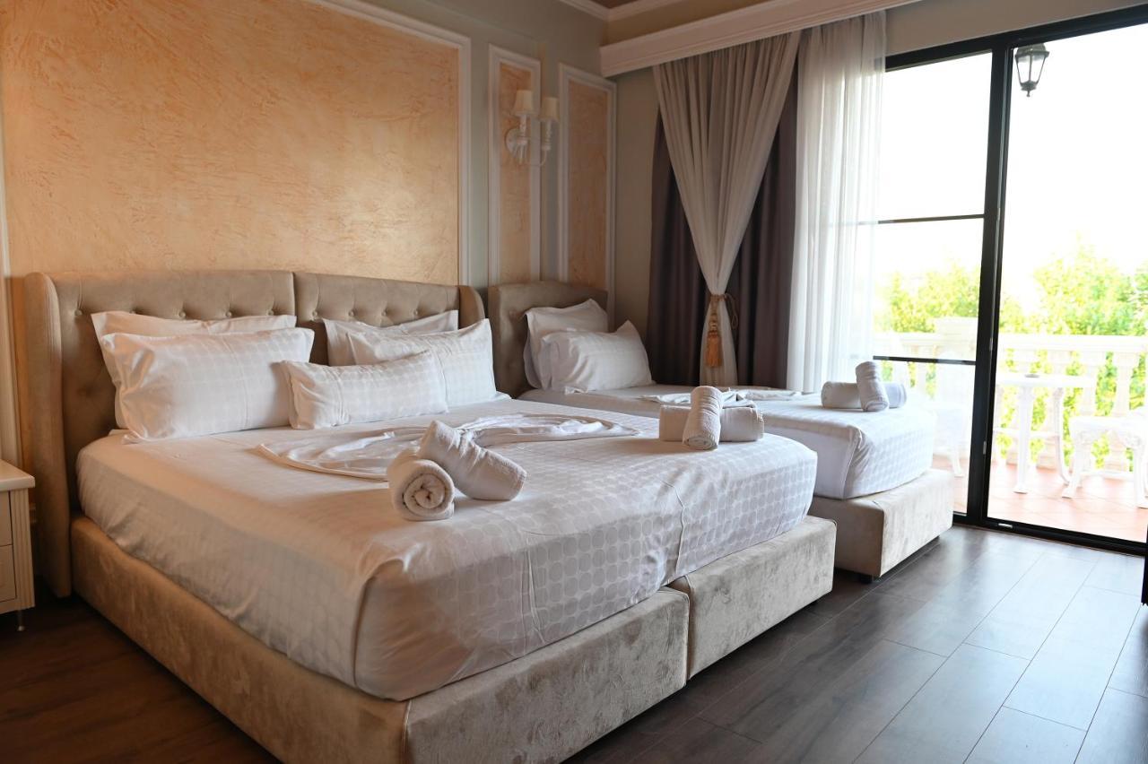 Hotel Onufri Golem  Kültér fotó